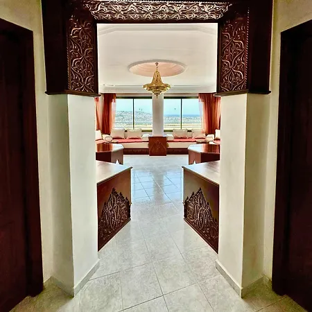 Le Traditionnel - 3Br Panoramic Seaview Retreat On The Corniche Tangier Exterior photo
